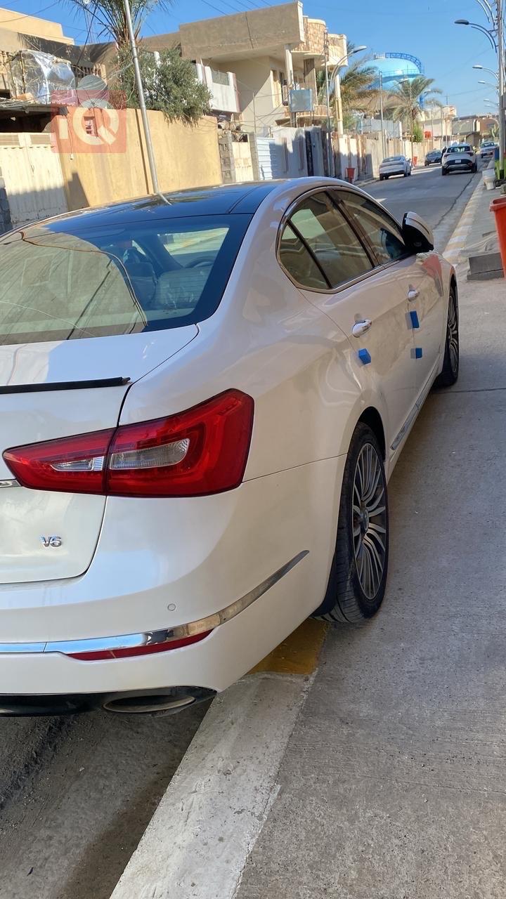 Kia Cadenza